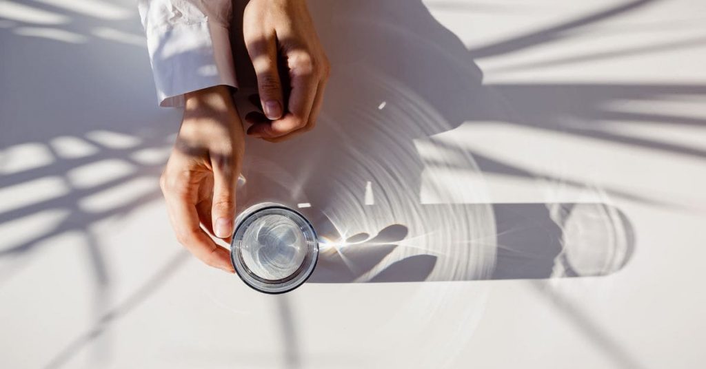 Verre d'eau hydrogénée